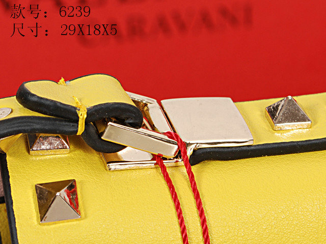 2014 Valentino Garavani rockstud shoulder bag 6239 yellow - Click Image to Close